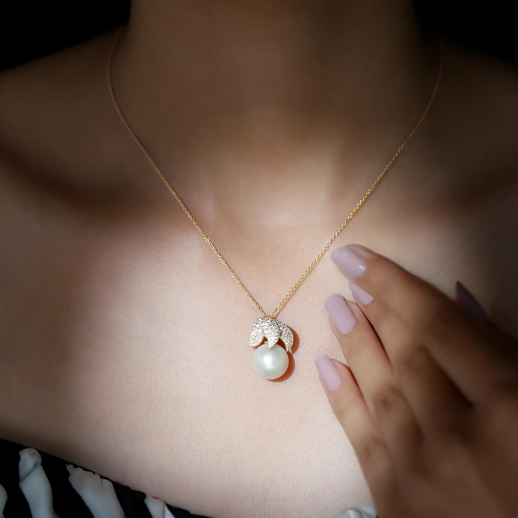 12.50 CT Freshwater Pearl Cocktail Pendant with Moissanite