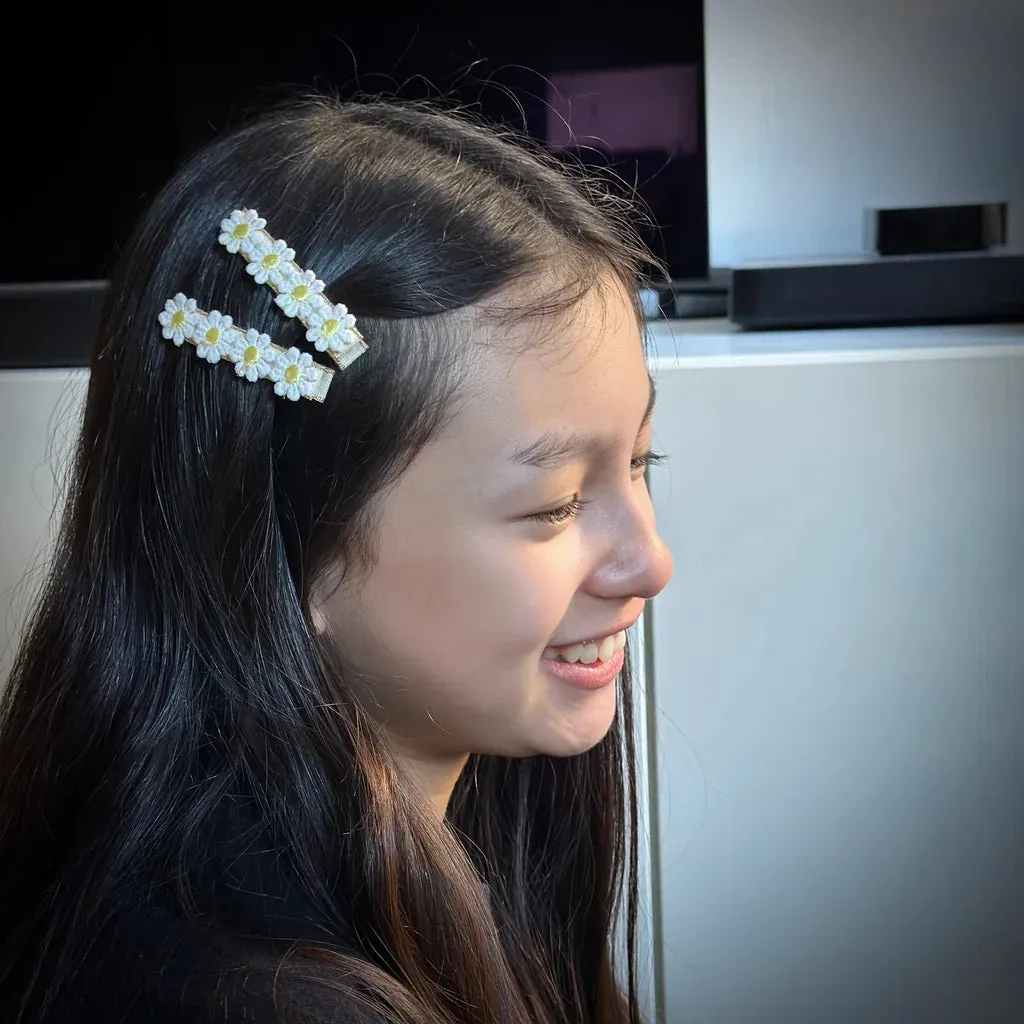 Daisies Bar Clips