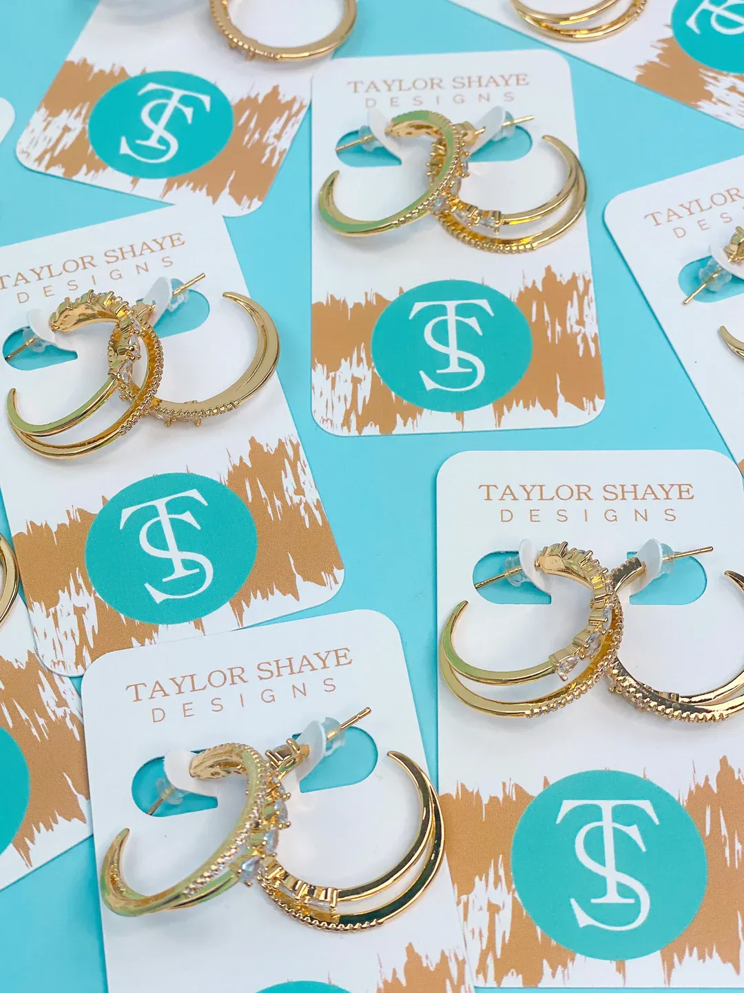 Eleanor Hoop Earrings