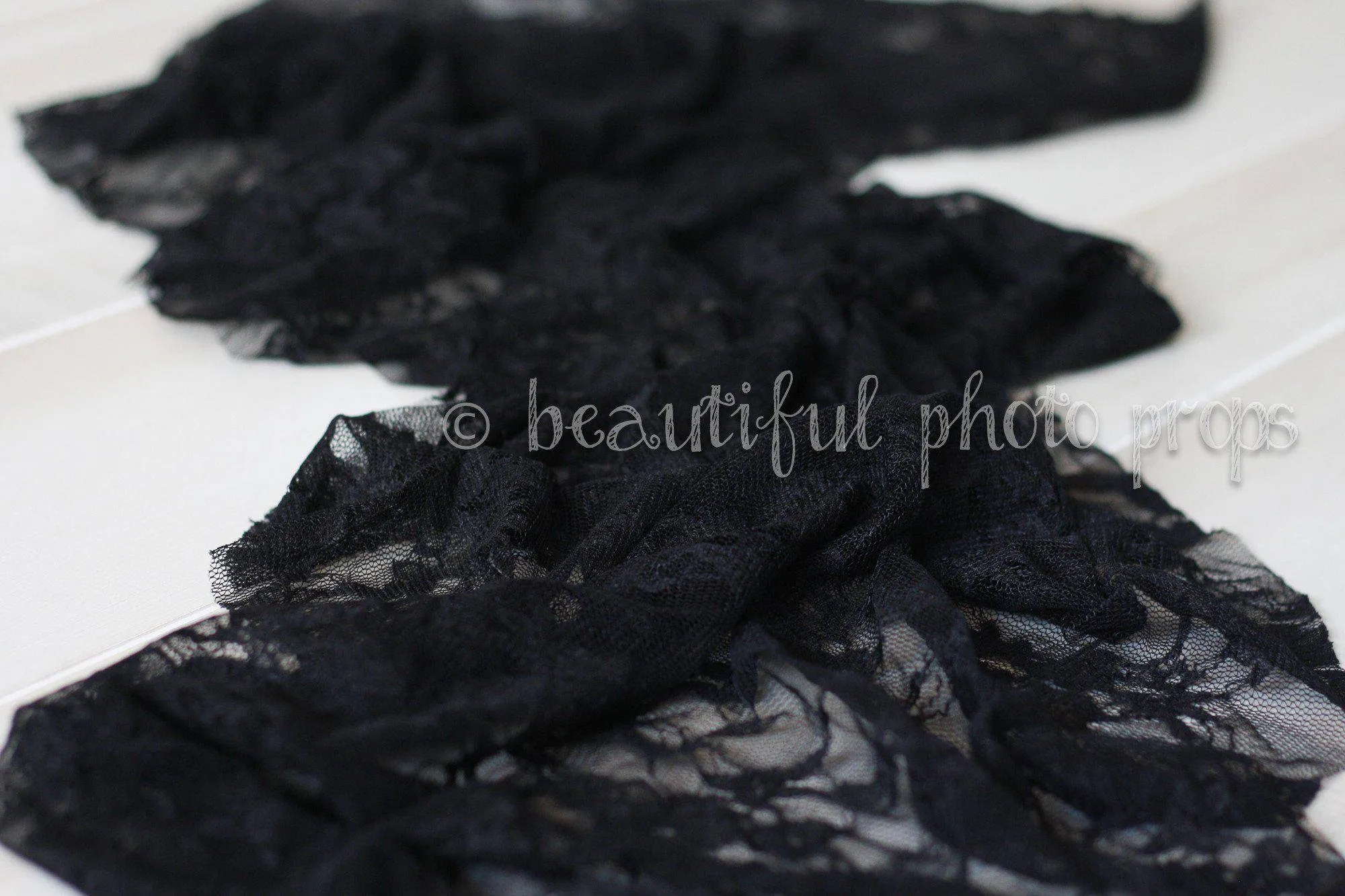 Stretch Lace Wrap in Black